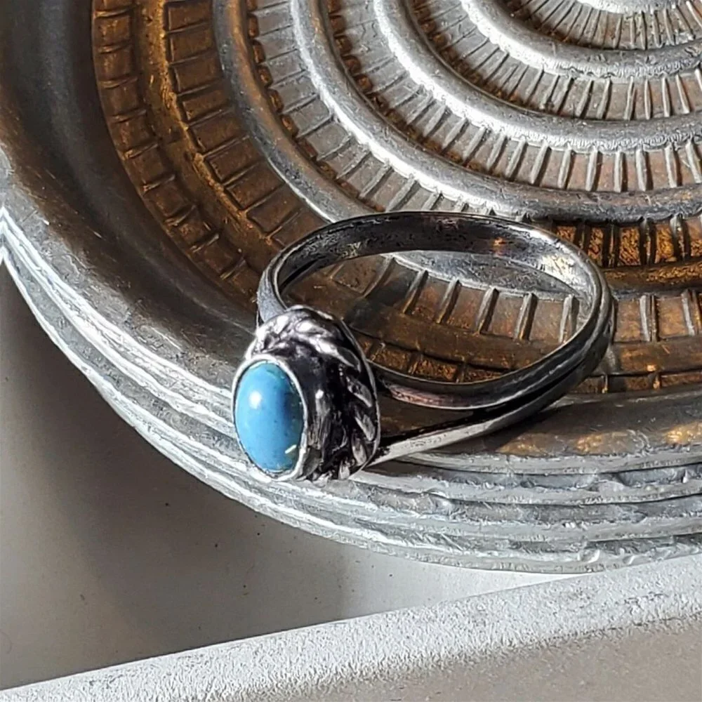 Artisan India Blue Turquoise 925 Sterling Silver Plated Gemstone Ring Size 8